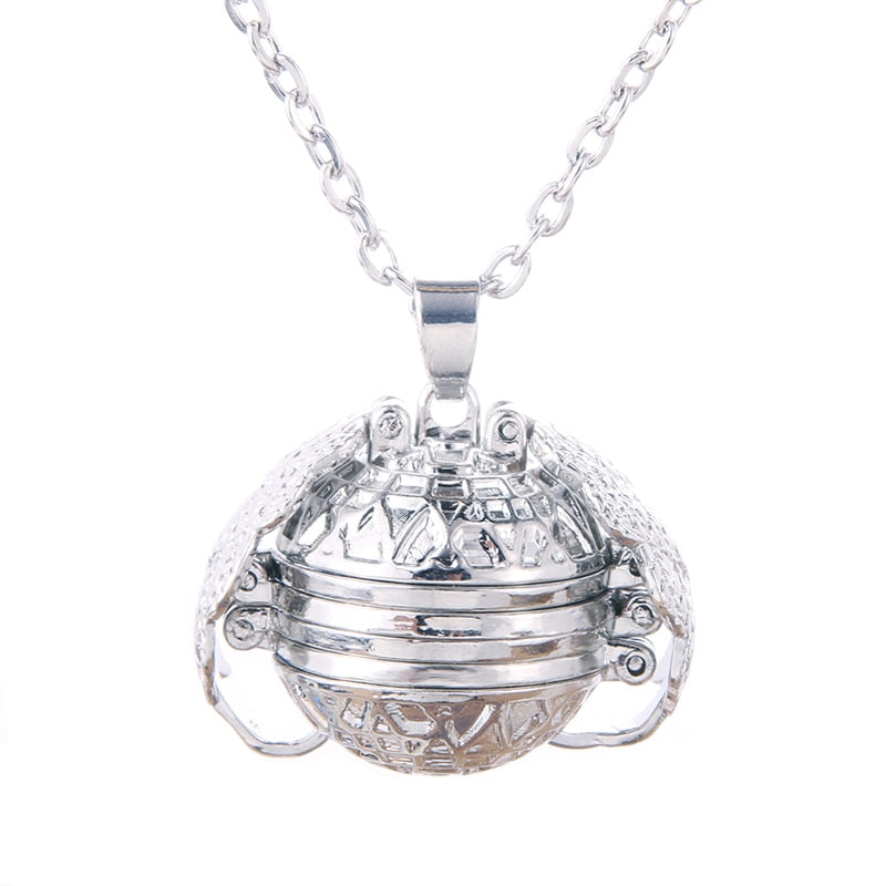 Memorial 4 Photo Pendant